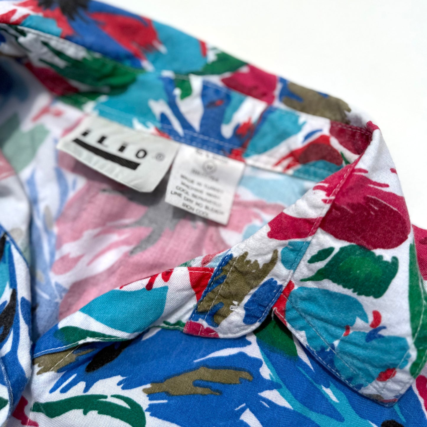 Vintage Ilio, Tropical Button Down Short Sleeve Shirt