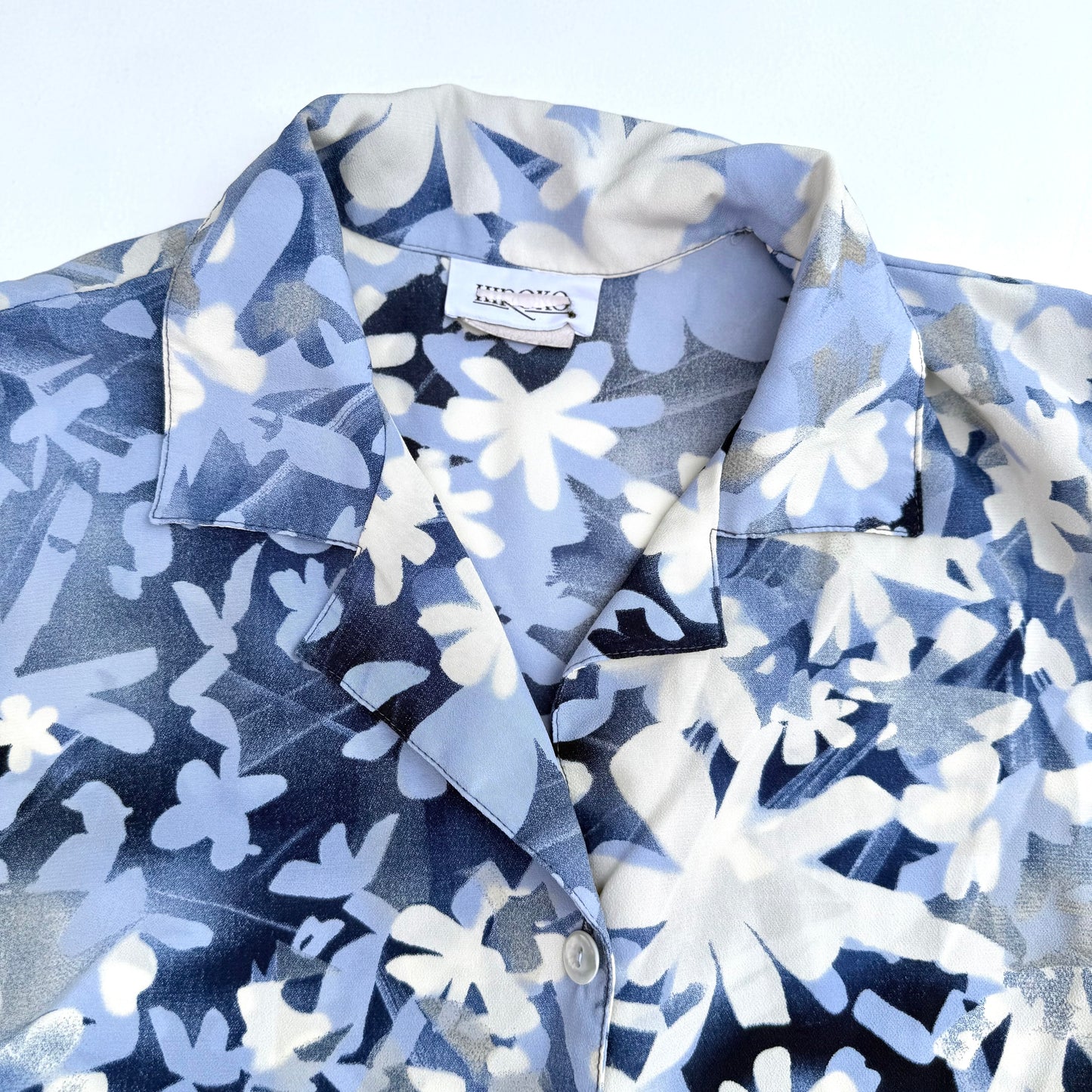 Secondhand Hiroko, Blue Floral Button Down Shirt