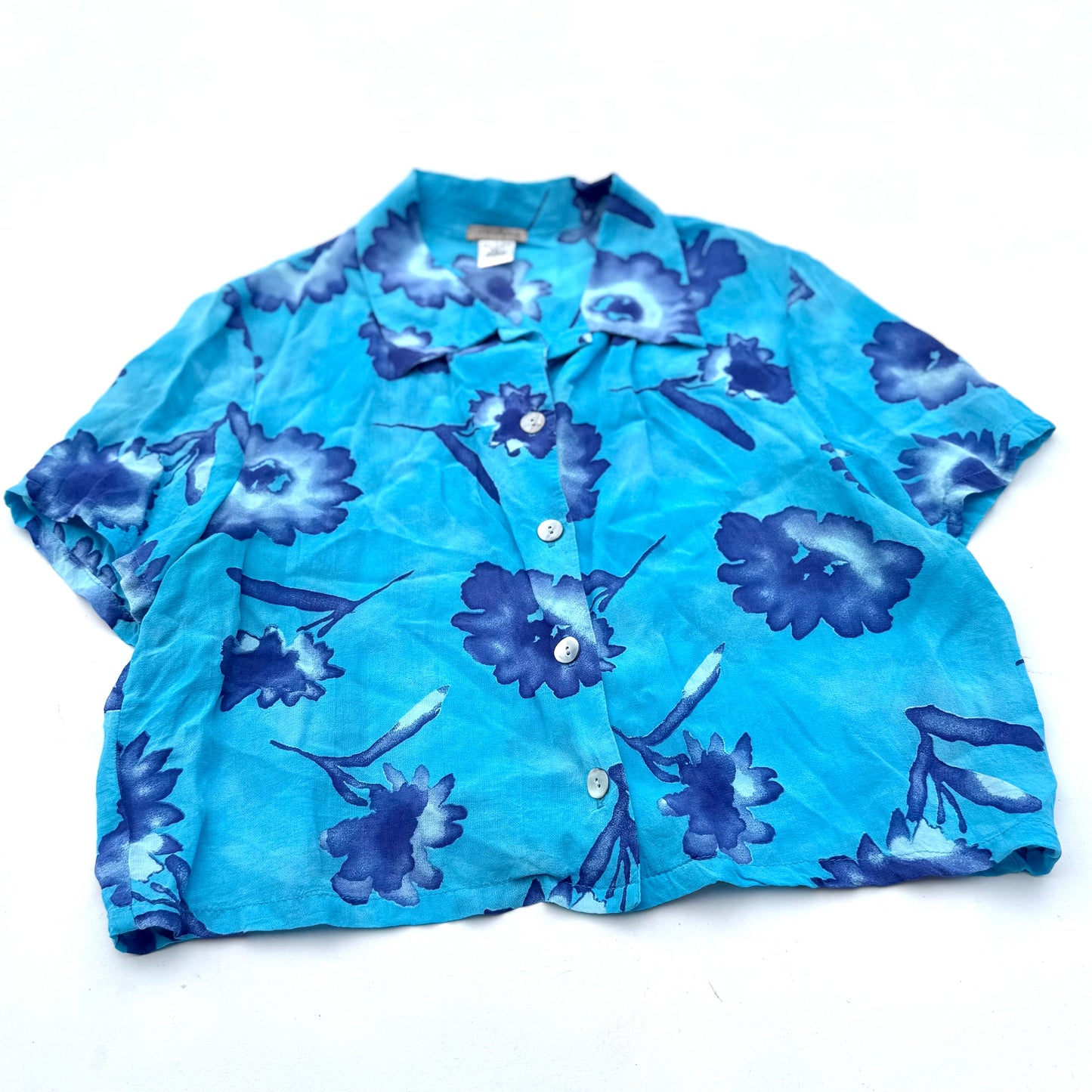 Vintage Life Styles, Floral Cropped Button Down Shirt