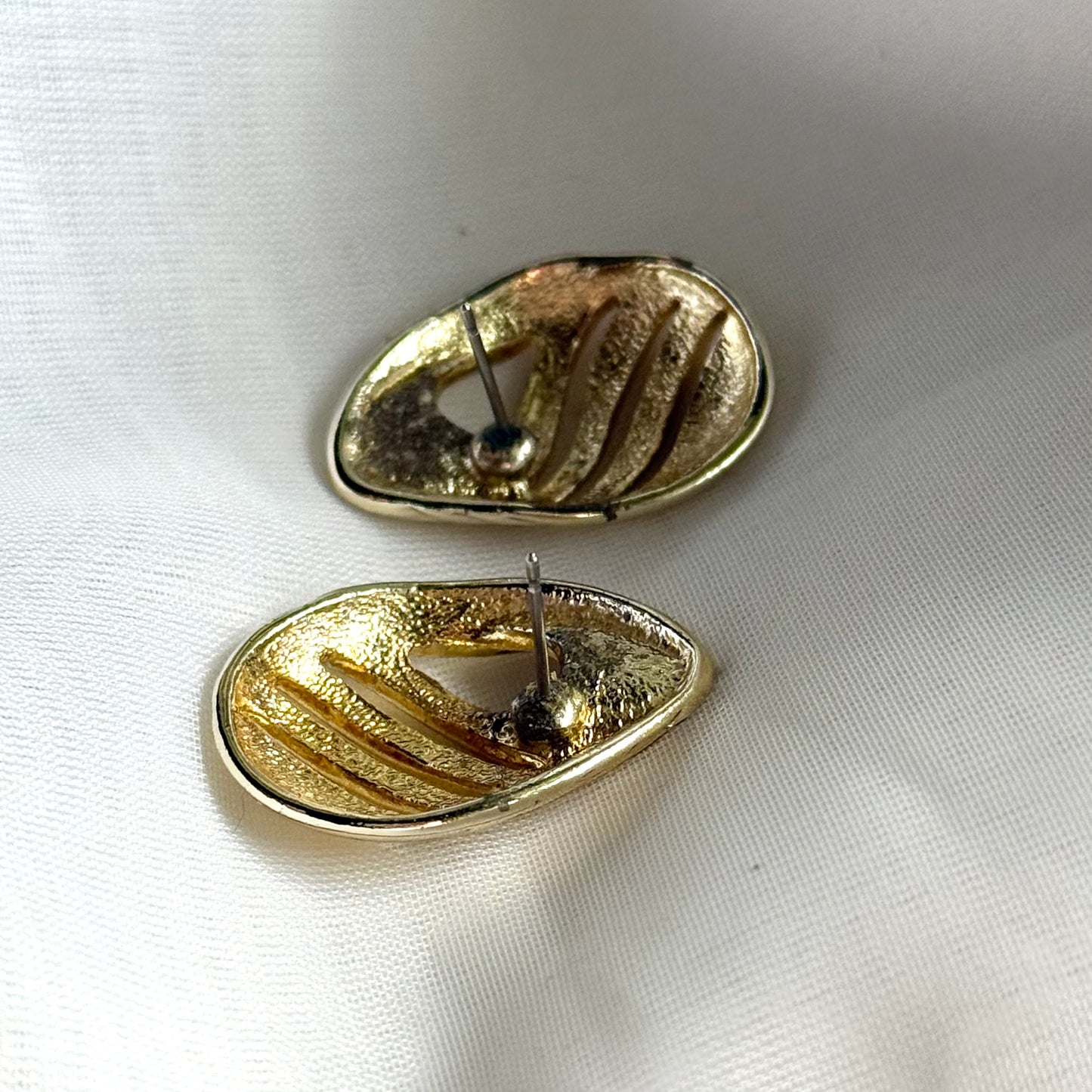 Secondhand Gold Toned Twist Earrings