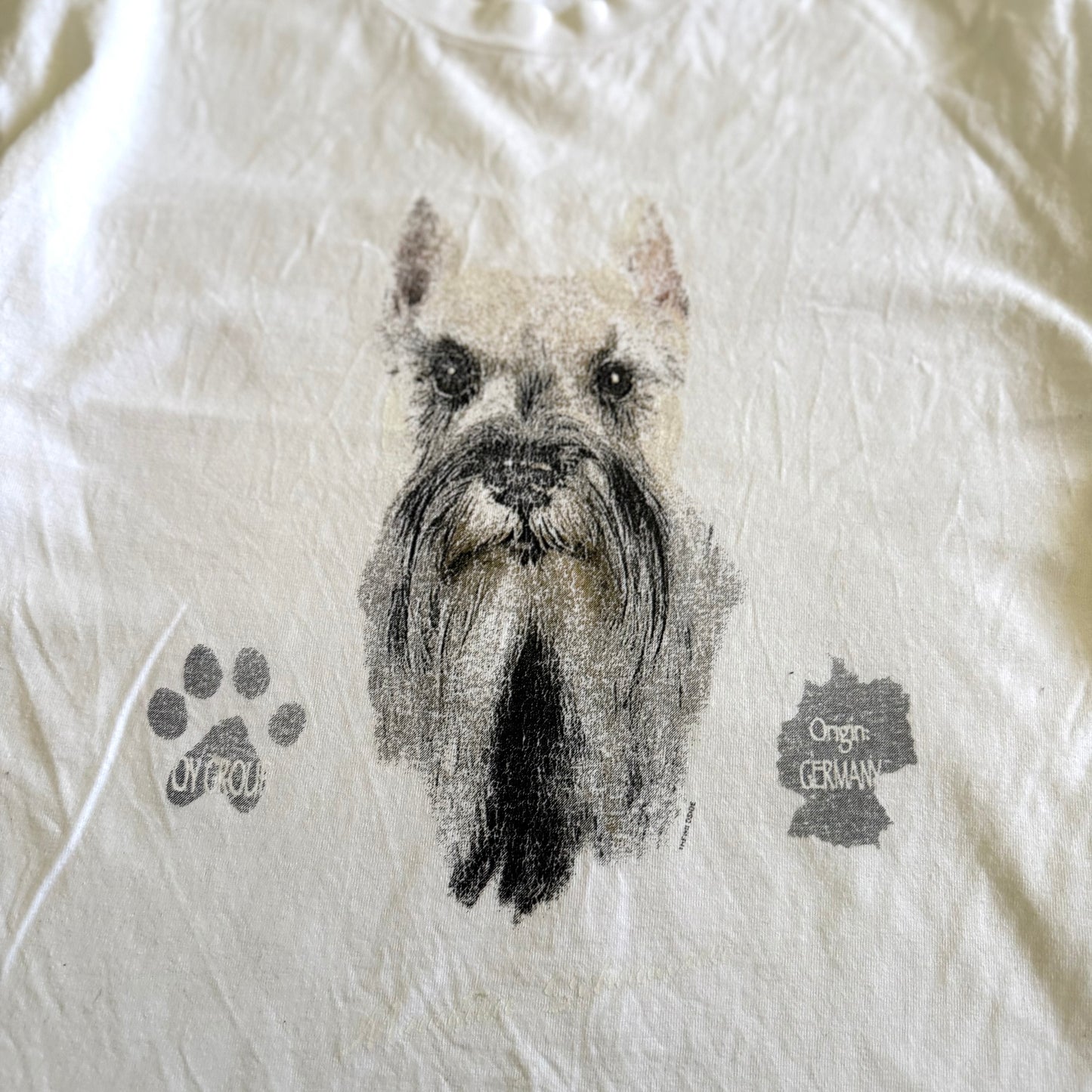 Vintage Schnauzer Dog T-Shirt