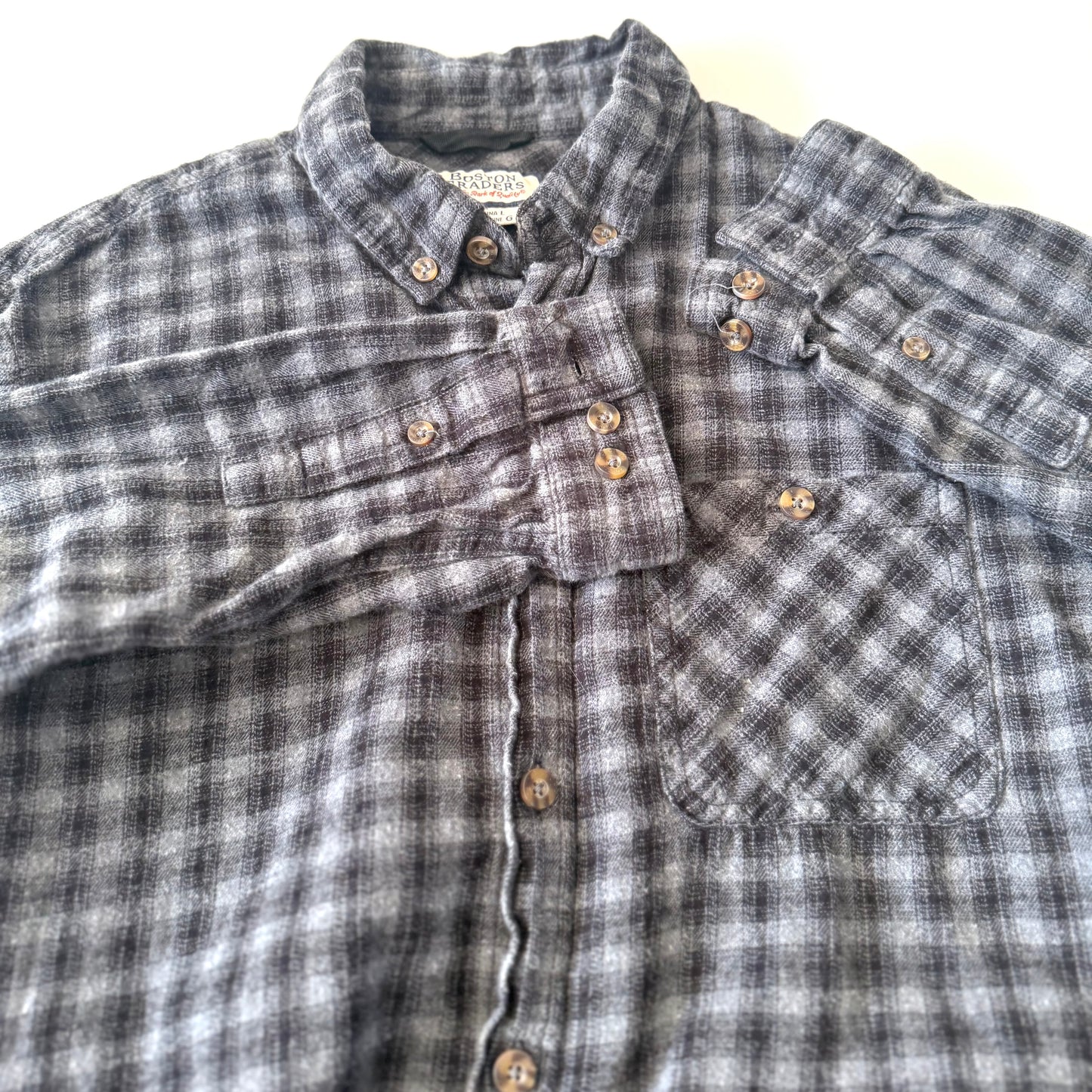 Secondhand Boston Traders, Button Up Shirt