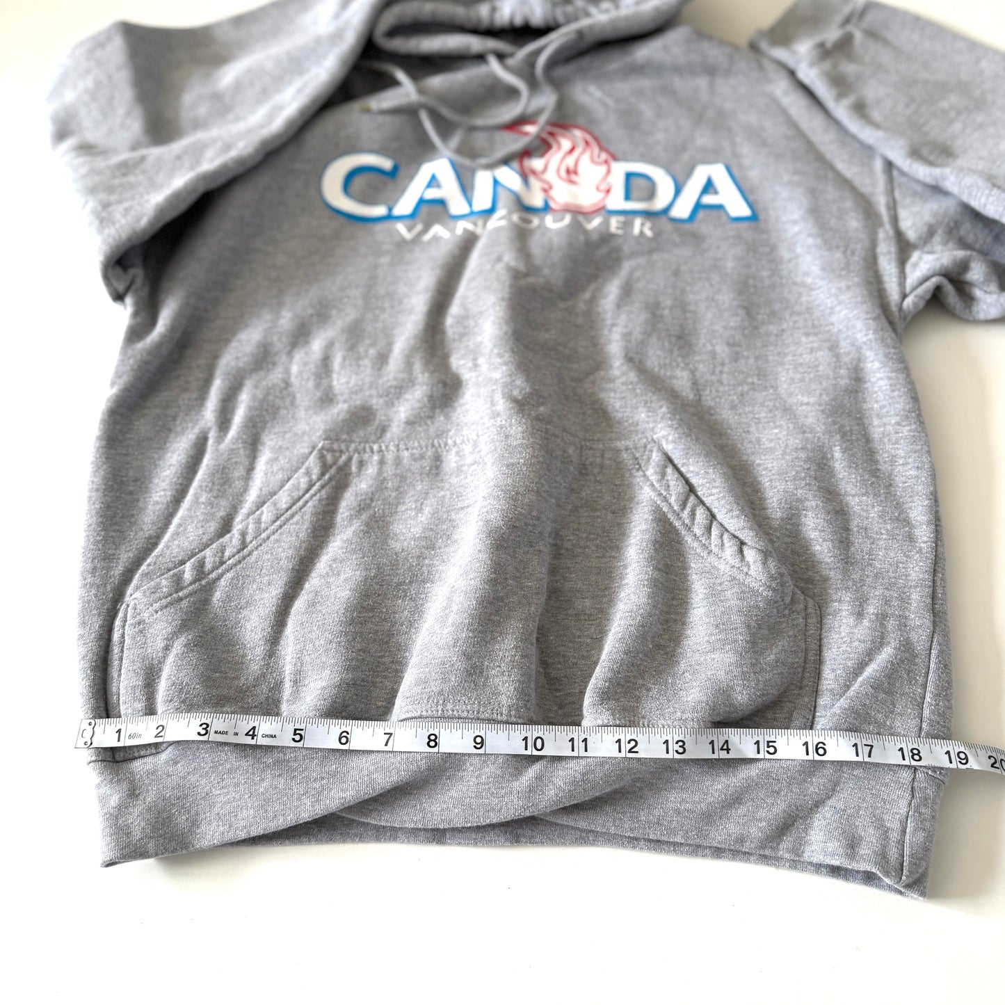 Secondhand Sapin, Vancouver Hoodie