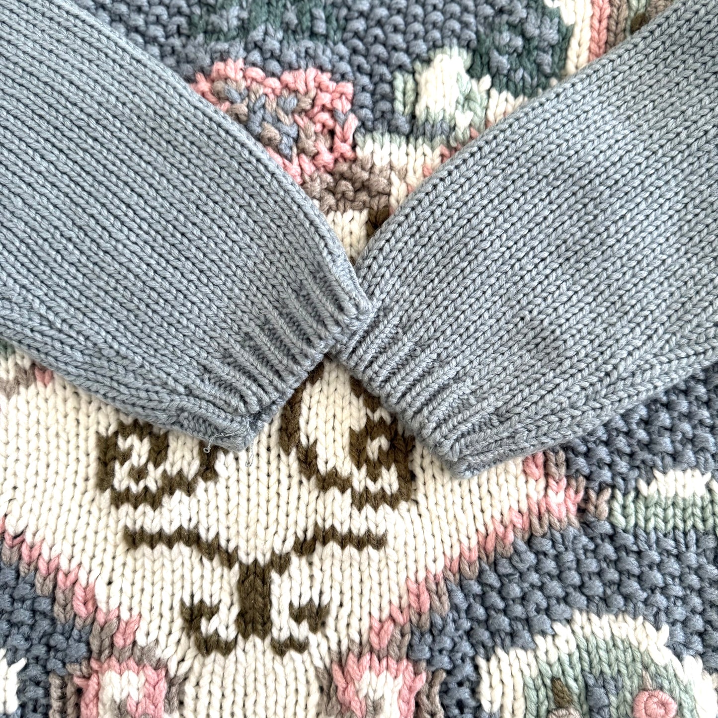 Vintage East West, Sweater