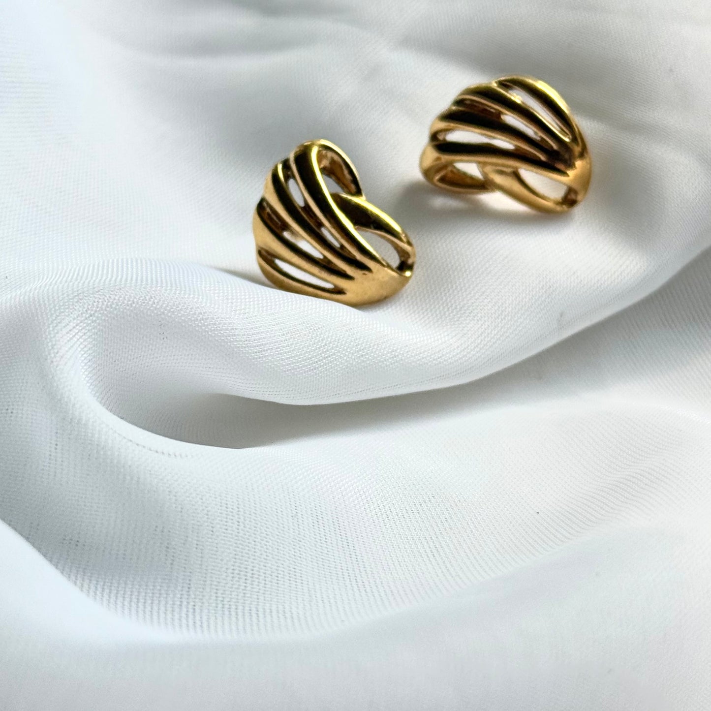 Secondhand Gold Toned Swirl Earrings
