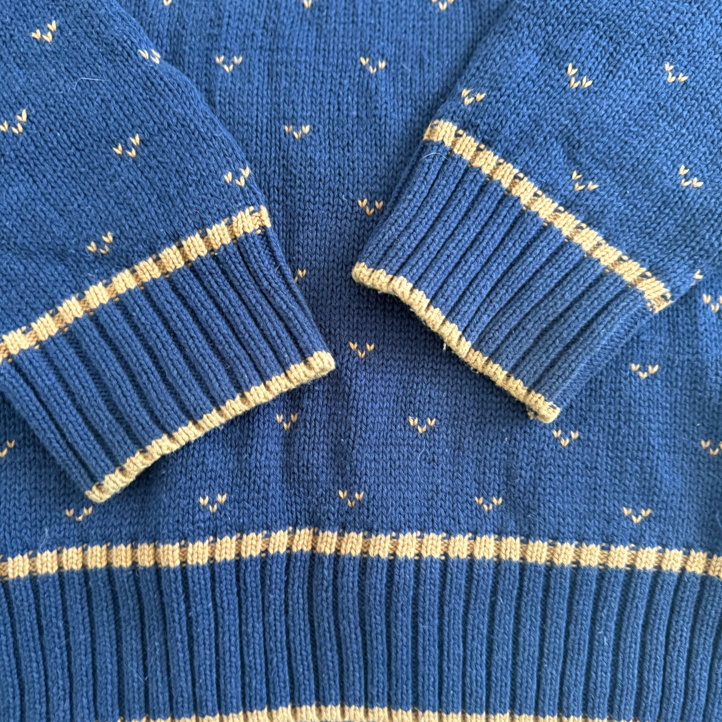 Vintage Regal Club, Sweater