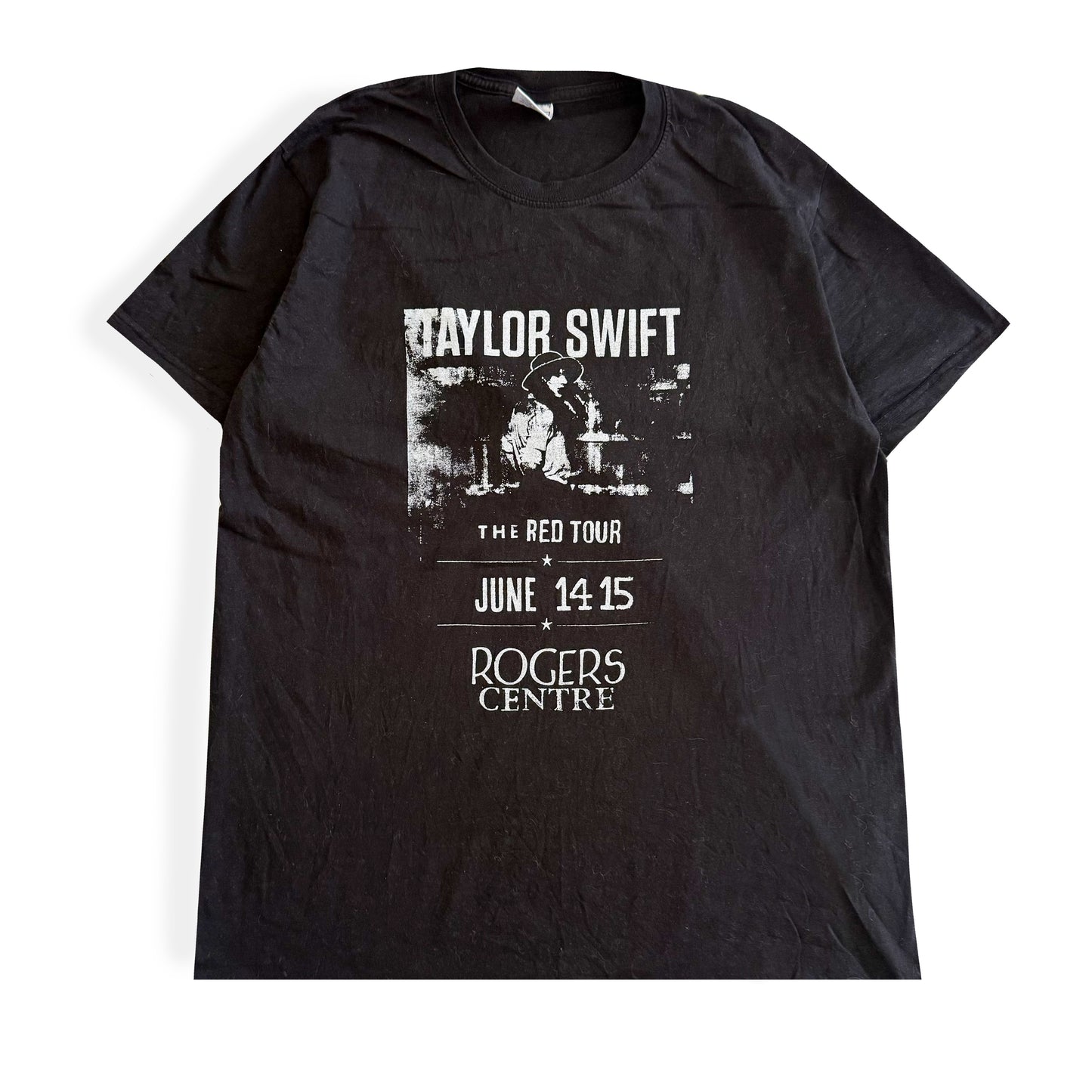 Secondhand Taylor Swift, The Red Tour T-shirt